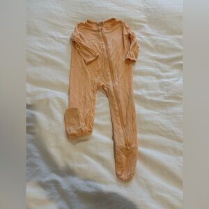 Kyte baby 6-12 month onesie